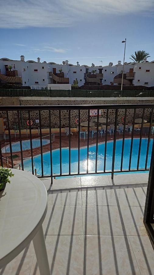 Ocean Front Cozy 2 Bedroom, 3 Beds Spacious- Netflix, Pool, Beach Lift & Fast Wifi Playa del Ingles  Luaran gambar